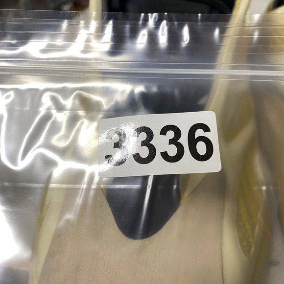 ADIDAS YEEZY 700 V3 Safflower Sneakers Shoes Men\'s 12